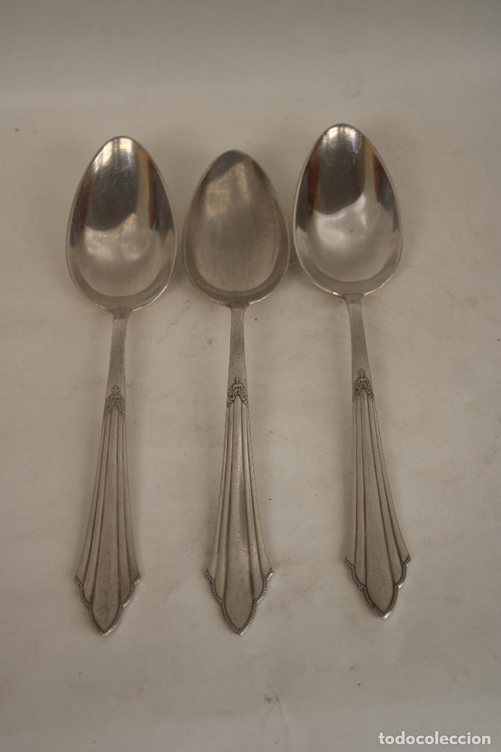 Antig&uuml;edades: 3 cucharas soperas plateadas - Foto 3