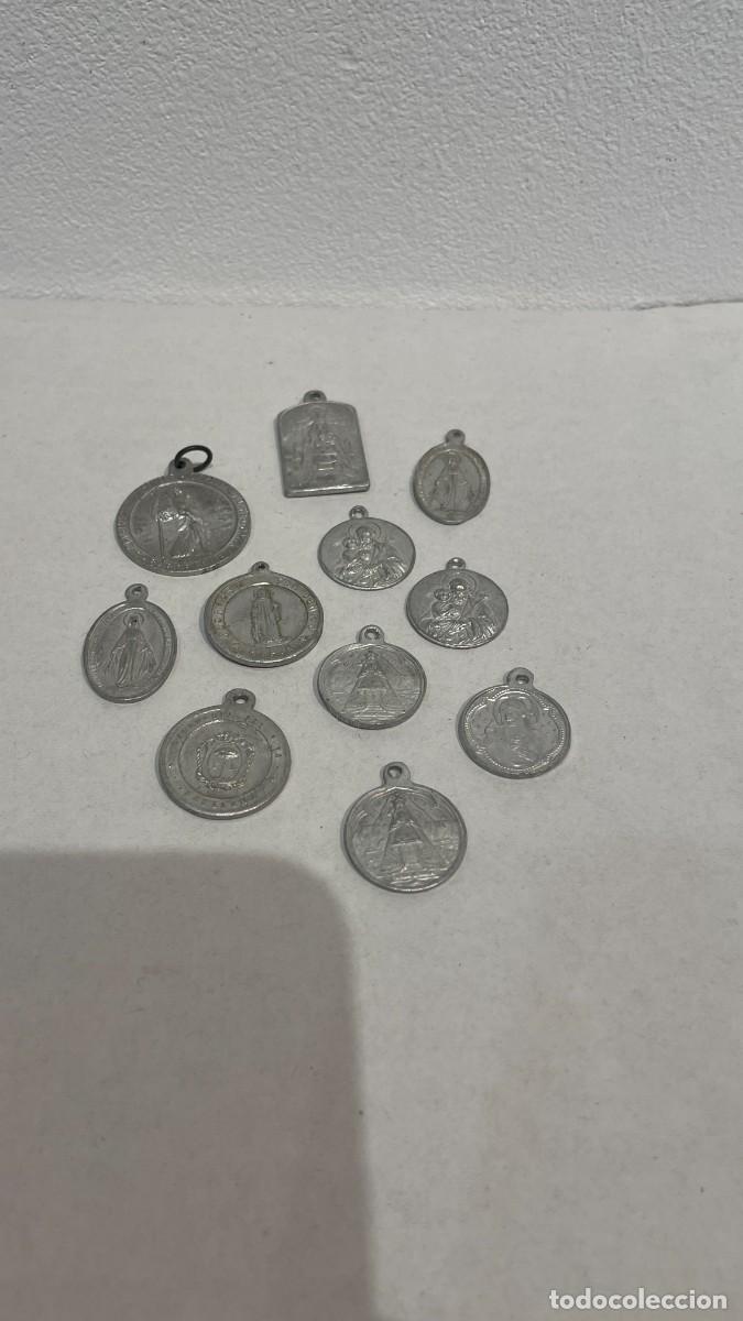 Antig&uuml;edades: CONJUNTO DE MEDALLAS RELIGIOSAS - Foto 1