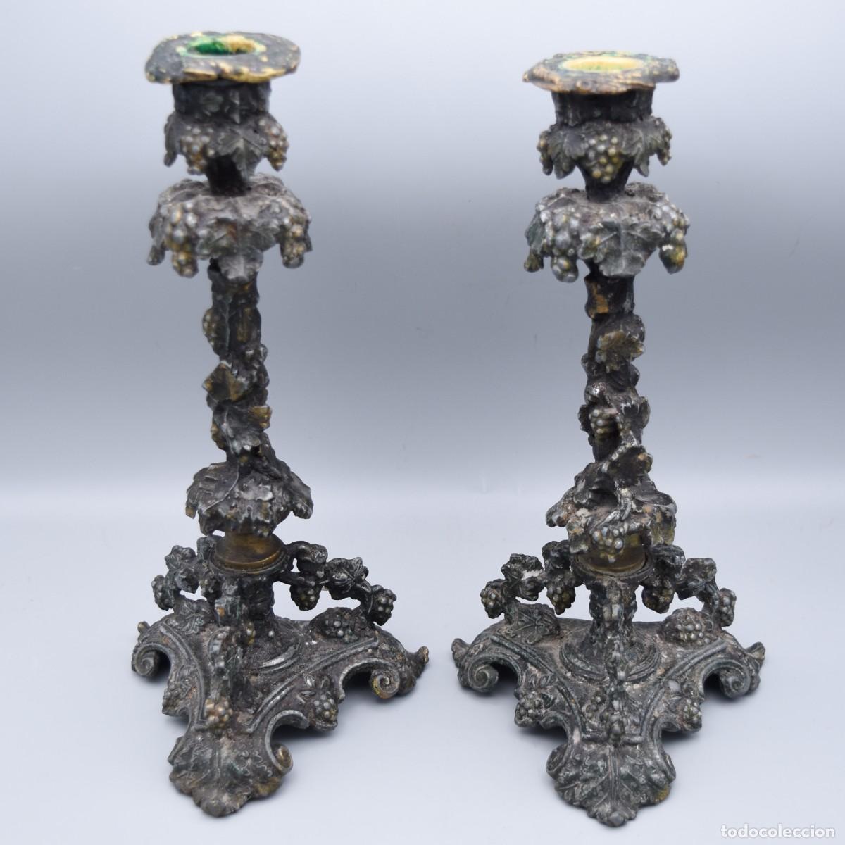 Antig&uuml;edades: Candeleros antiguos de bronce - Foto 11