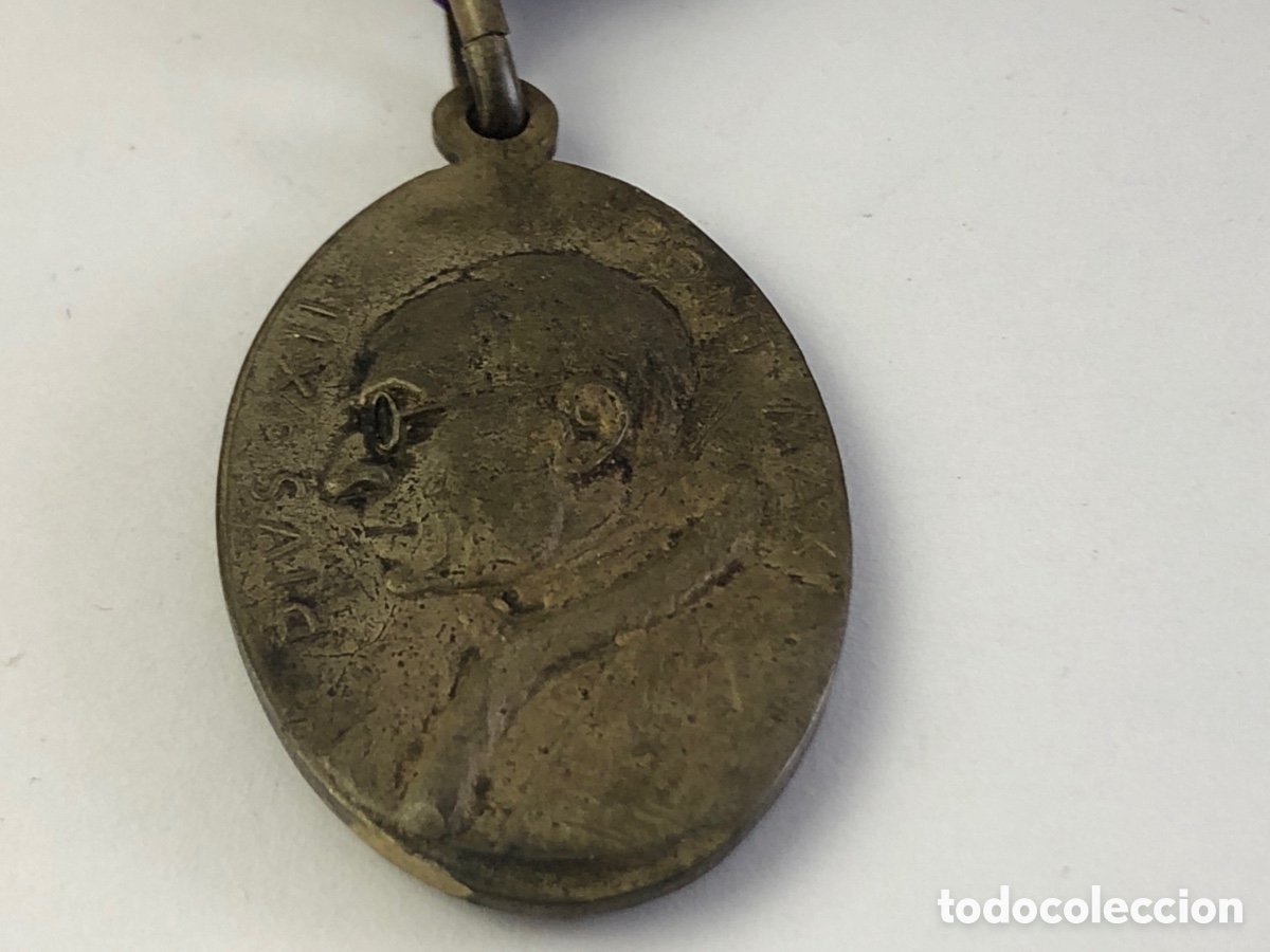 Antig&uuml;edades: Medalla religiosa - Foto 2