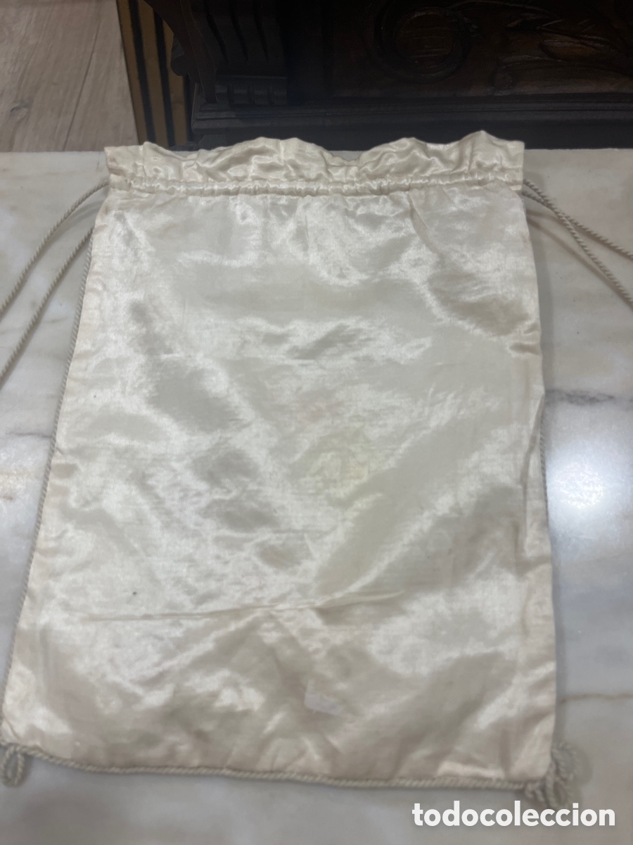 Antig&uuml;edades: Bolso de seda con bordados - Foto 3
