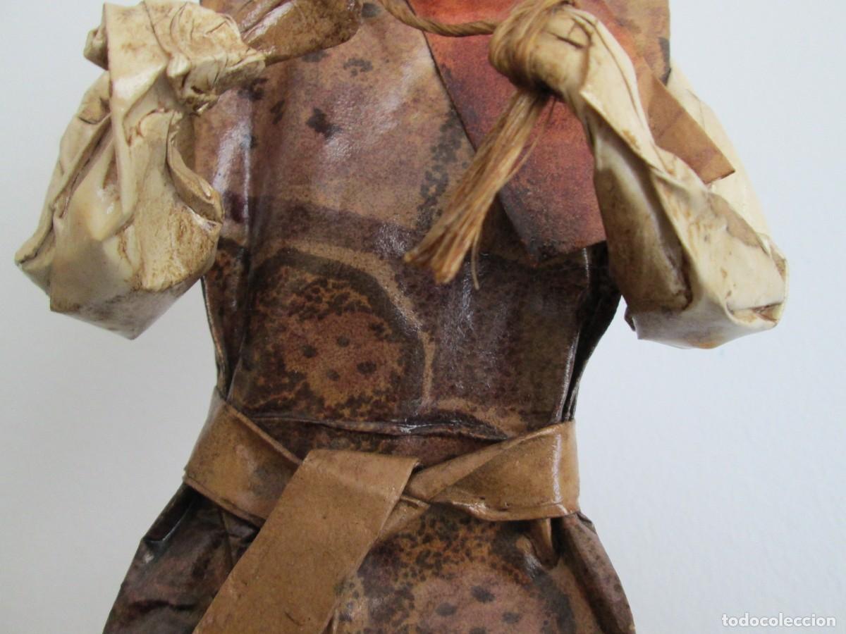 Antig&uuml;edades: CARACTERISTICA FIGURA 32 CENTIMETROS DE ALTO - Foto 7