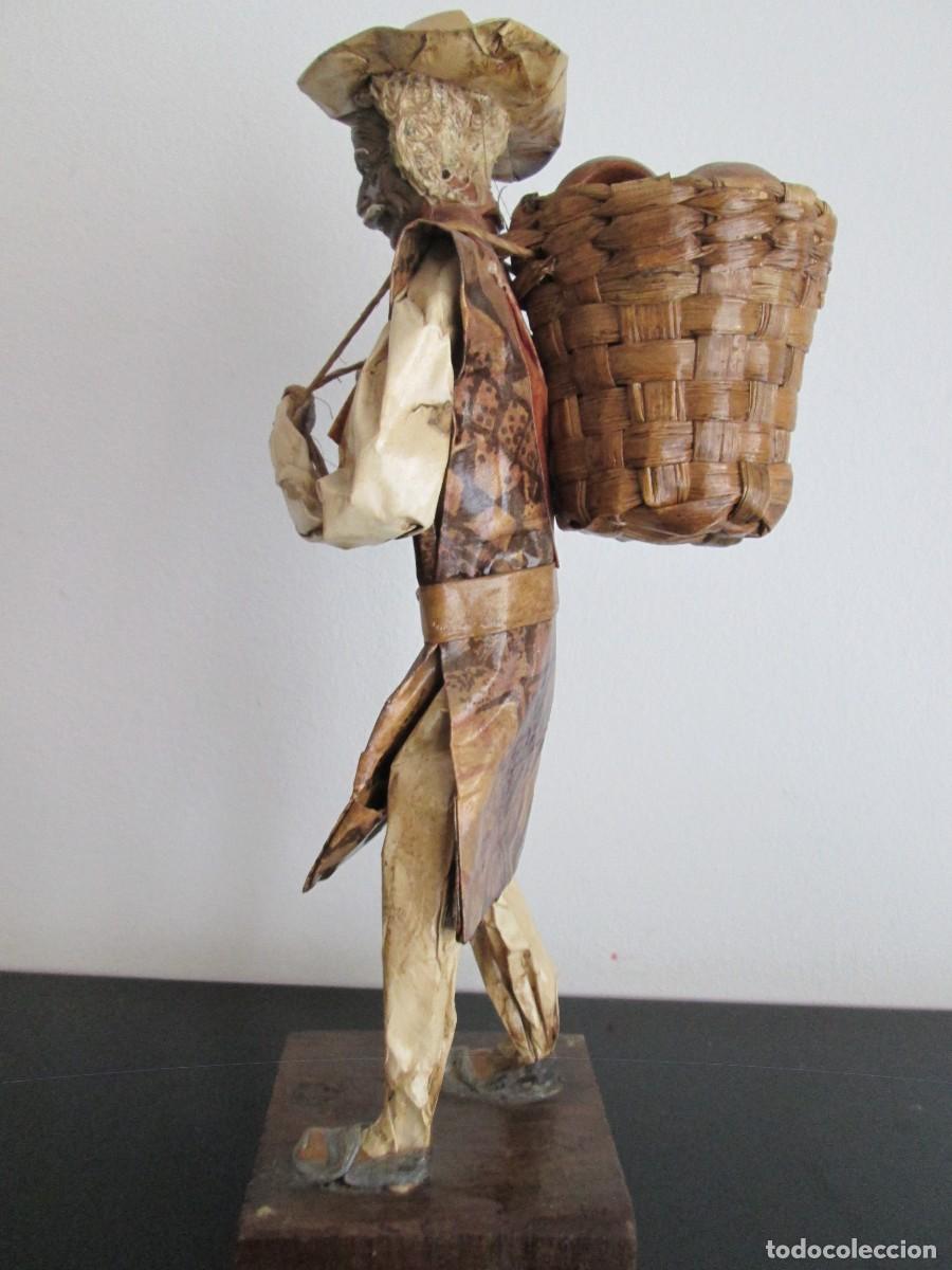 Antig&uuml;edades: CARACTERISTICA FIGURA 32 CENTIMETROS DE ALTO - Foto 9