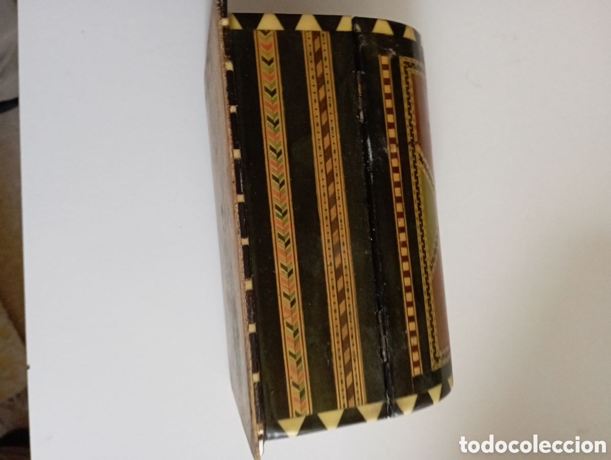 Antig&uuml;edades: Bonito cofre de Taracea de Granada - Foto 4