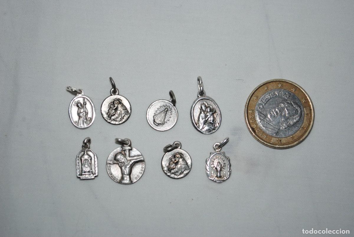 Antig&uuml;edades: MEDALLAS RELIGIOSAS , DE PLATA LA MAYORIA . - Foto 1