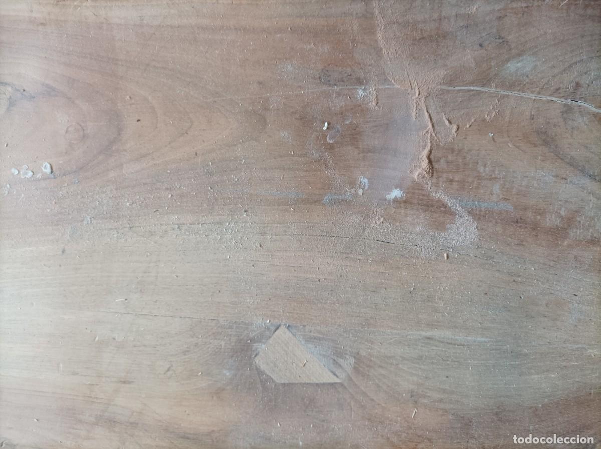 Antig&uuml;edades: Mesa de comedor en nogal natural - Foto 3