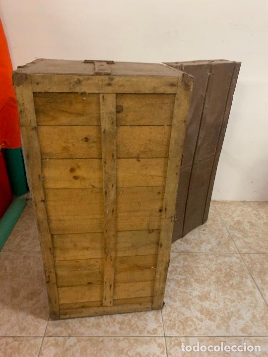 Antig&uuml;edades: Antiguo baul o arcon en madera. Mide 82x41x41cms - Foto 8
