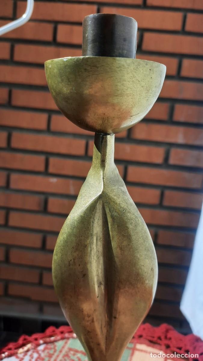 Antig&uuml;edades: CANDELABRO SERPIENTE-BOA DE LATON - Foto 2