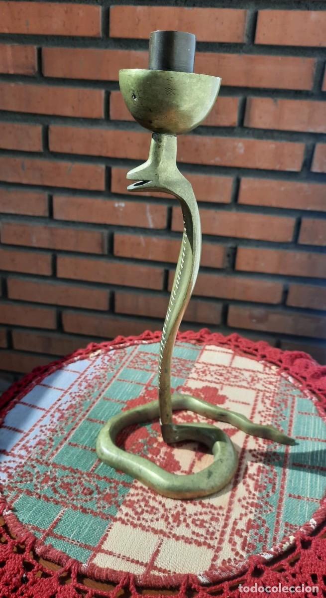 Antig&uuml;edades: CANDELABRO SERPIENTE-BOA DE LATON - Foto 5