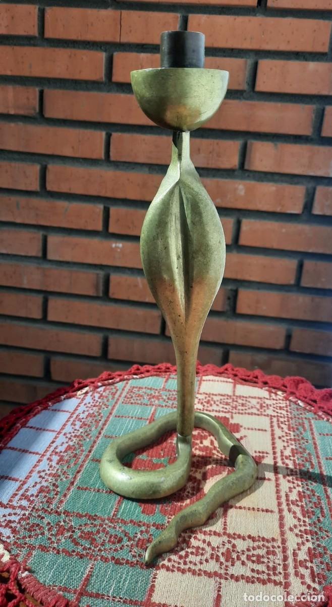 Antig&uuml;edades: CANDELABRO SERPIENTE-BOA DE LATON - Foto 7