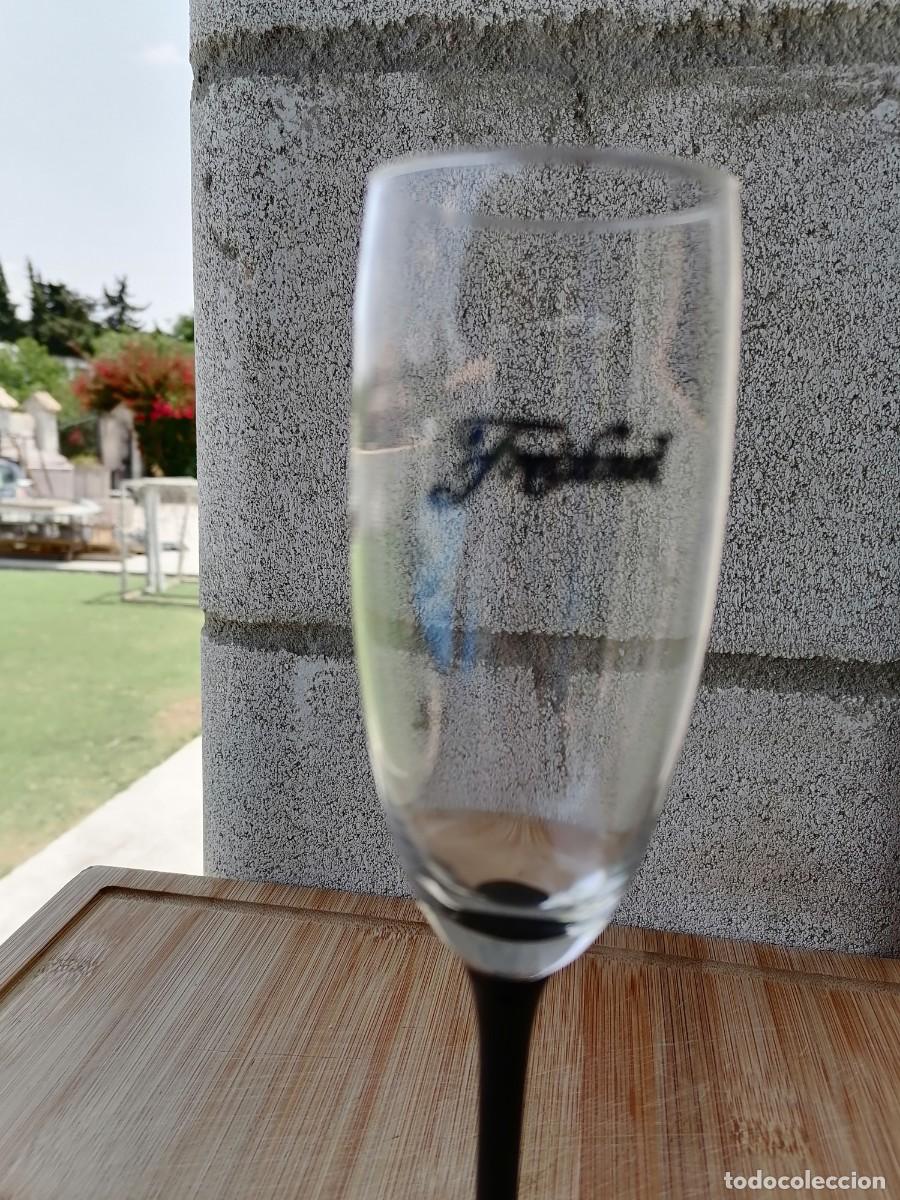 Antig&uuml;edades: Lote de 10 copas Freixenet. - Foto 2