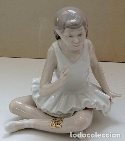 figura de ceramica tipo lladro, bailarina senta - Comprar