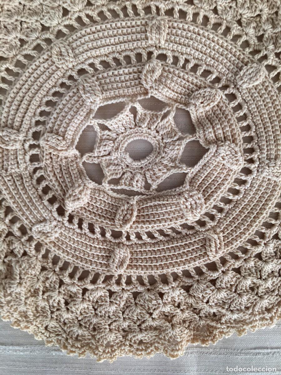 Antig&uuml;edades: Tapete antiguo de crochet - Foto 3
