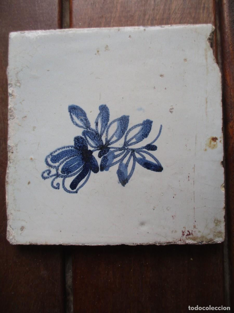 Antig&uuml;edades: Azulejo Delf siglo XVIII - Foto 1
