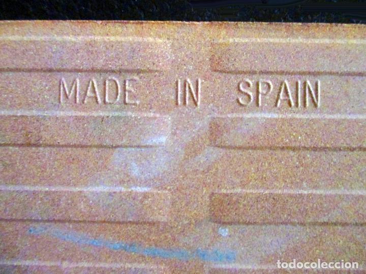 Antig&uuml;edades: AZULEJO CON UNA GRANADA. PINCEL. - Foto 3