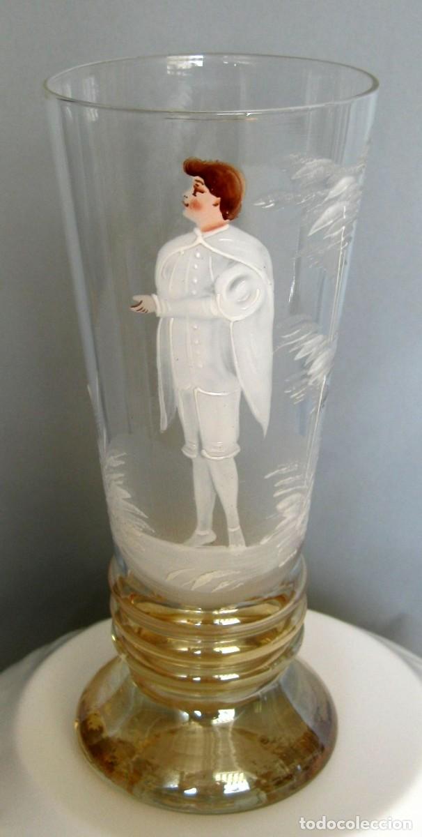 Antig&uuml;edades: Dos vasos estilo Mary Gregory - Foto 3