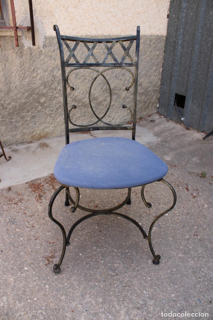 Antig&uuml;edades: silla en hierro de forja - Foto 1