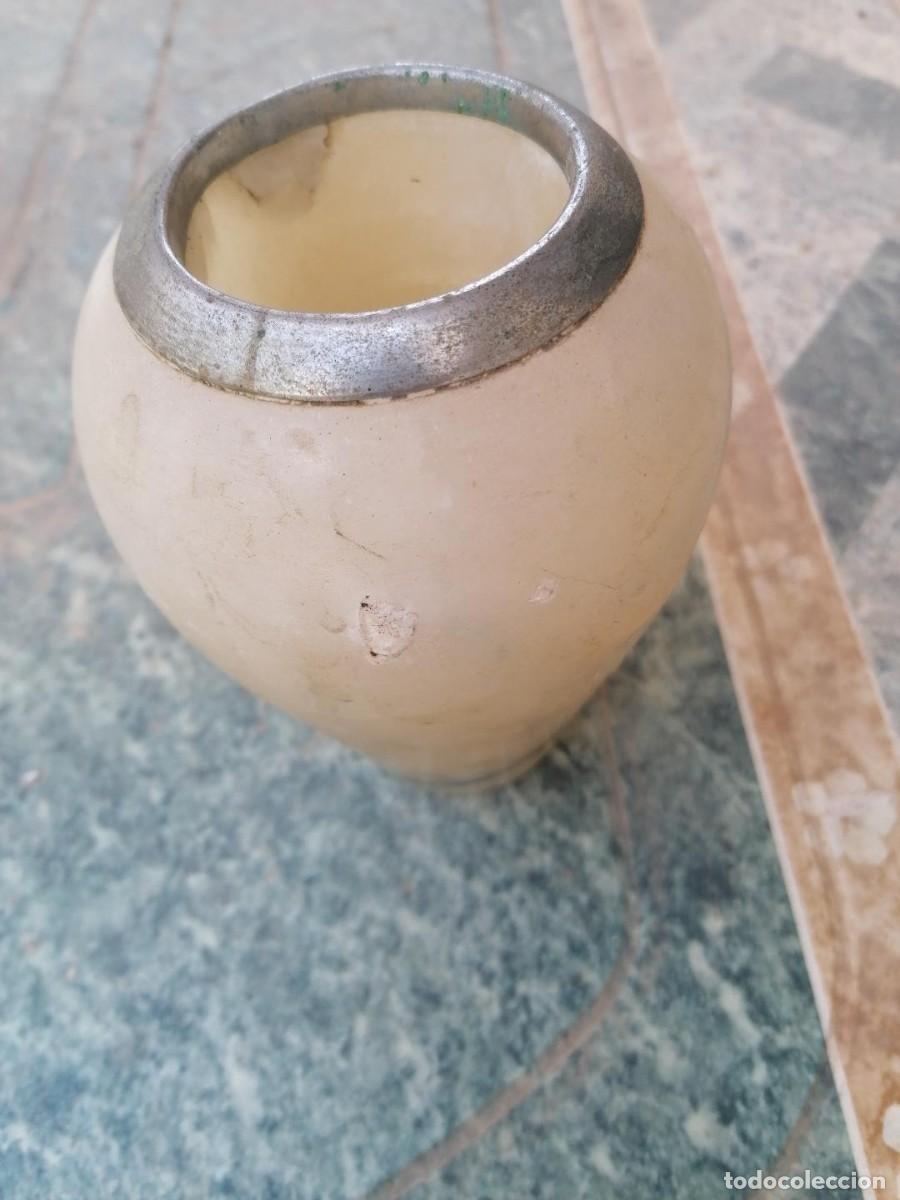 Antig&uuml;edades: Antiguo jarron marmol peque&ntilde;o - Foto 1