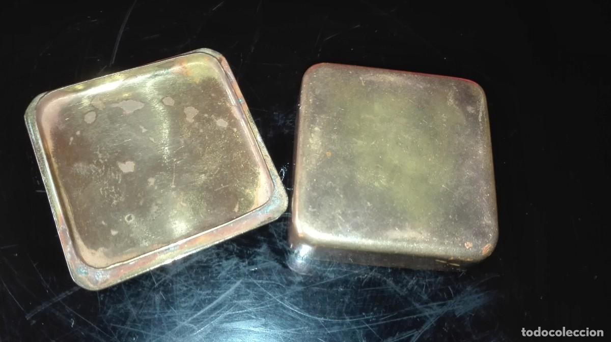 Antig&uuml;edades: CAJITA DE BRONCE Y NACAR - Foto 4