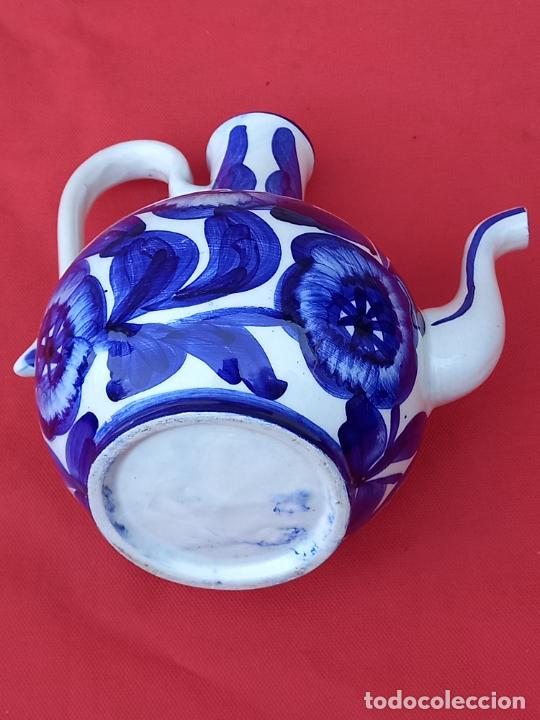 Antig&uuml;edades: TETERA EN CERAMICA VIDRIADA DE MANISES. - Foto 6
