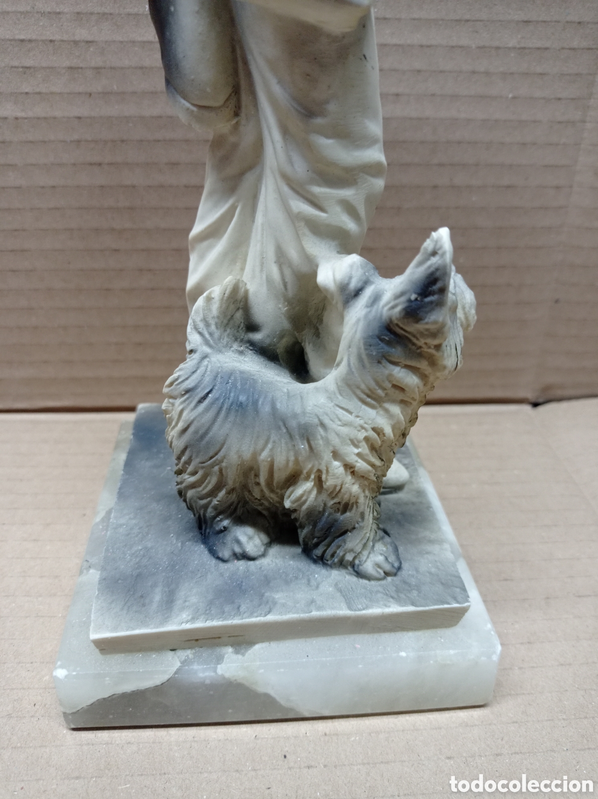 Antig&uuml;edades: Figura mujer con un perro - Foto 9