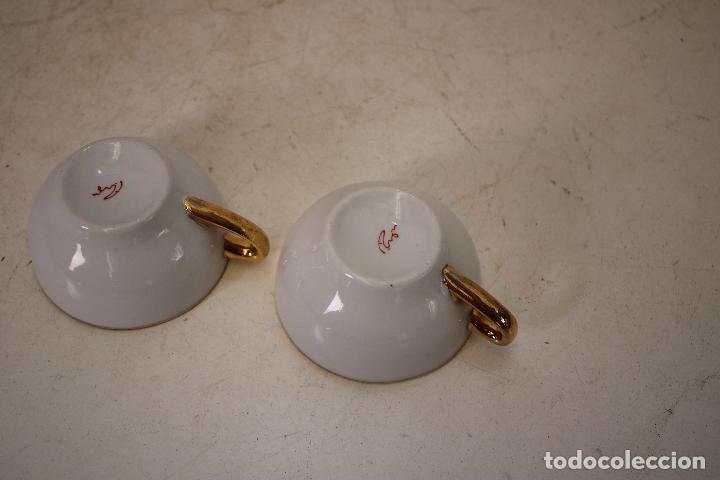 Antig&uuml;edades: 2 tazas de color firmadas - Foto 4