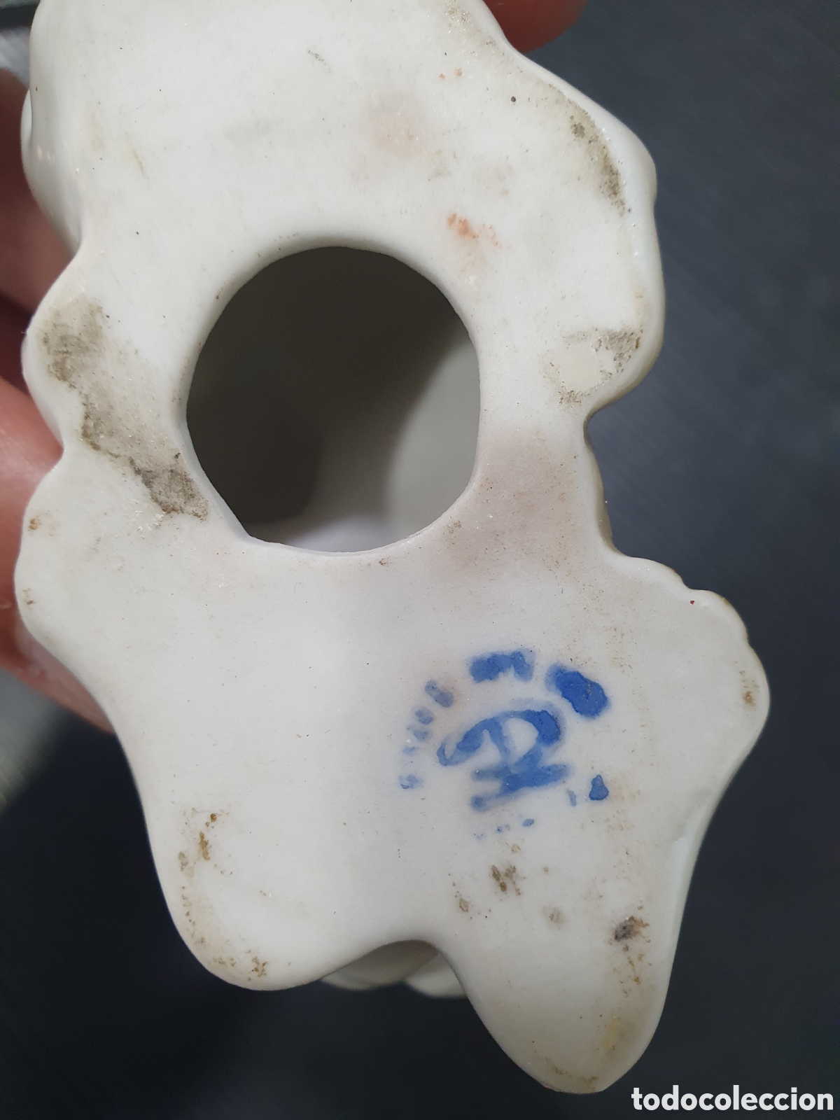 Antig&uuml;edades: Perrito porcelana Tengra. (L80) - Foto 3