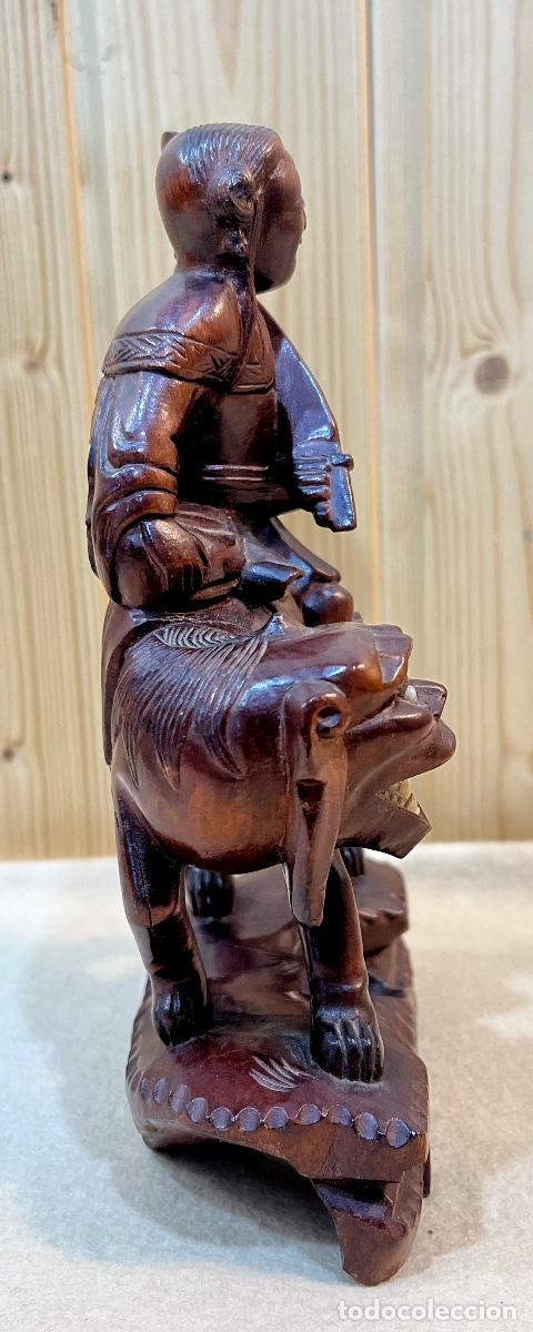 Antig&uuml;edades: Talla china de madera - Foto 4