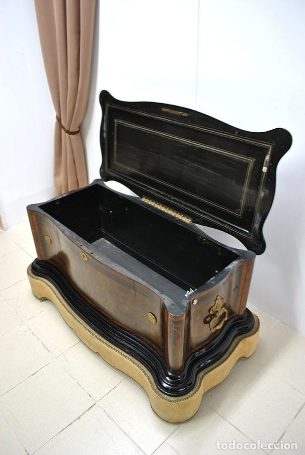 Antig&uuml;edades: ARCA O BA&Uacute;L ESTILO NAPOLE&Oacute;N - Foto 5