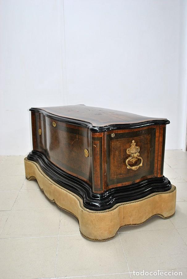 Antig&uuml;edades: ARCA O BA&Uacute;L ESTILO NAPOLE&Oacute;N - Foto 11