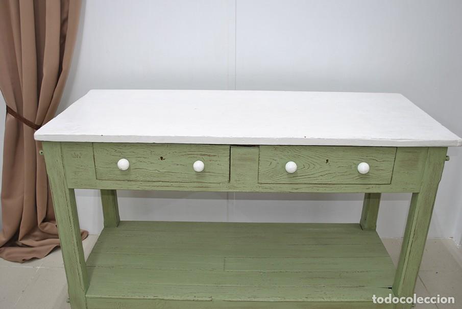 Antig&uuml;edades: MESA DE COCINA ANTIGUA PINTADA DE VERDE Y BLANCO - Foto 5
