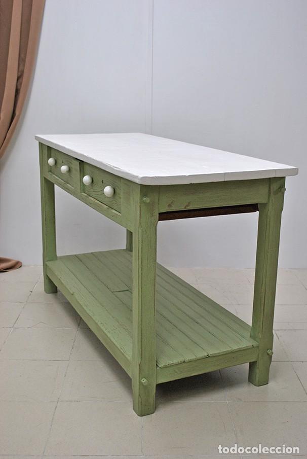Antig&uuml;edades: MESA DE COCINA ANTIGUA PINTADA DE VERDE Y BLANCO - Foto 7