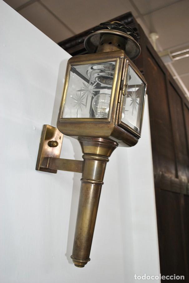 Antig&uuml;edades: FAROL ANTIGUO DE CARRUAJE - Foto 2