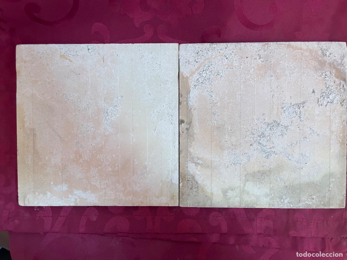 Antig&uuml;edades: Pareja de bonitos azulejos - Foto 2