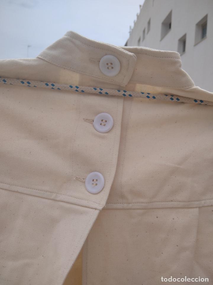 Antig&uuml;edades: Bata blanca - Foto 3