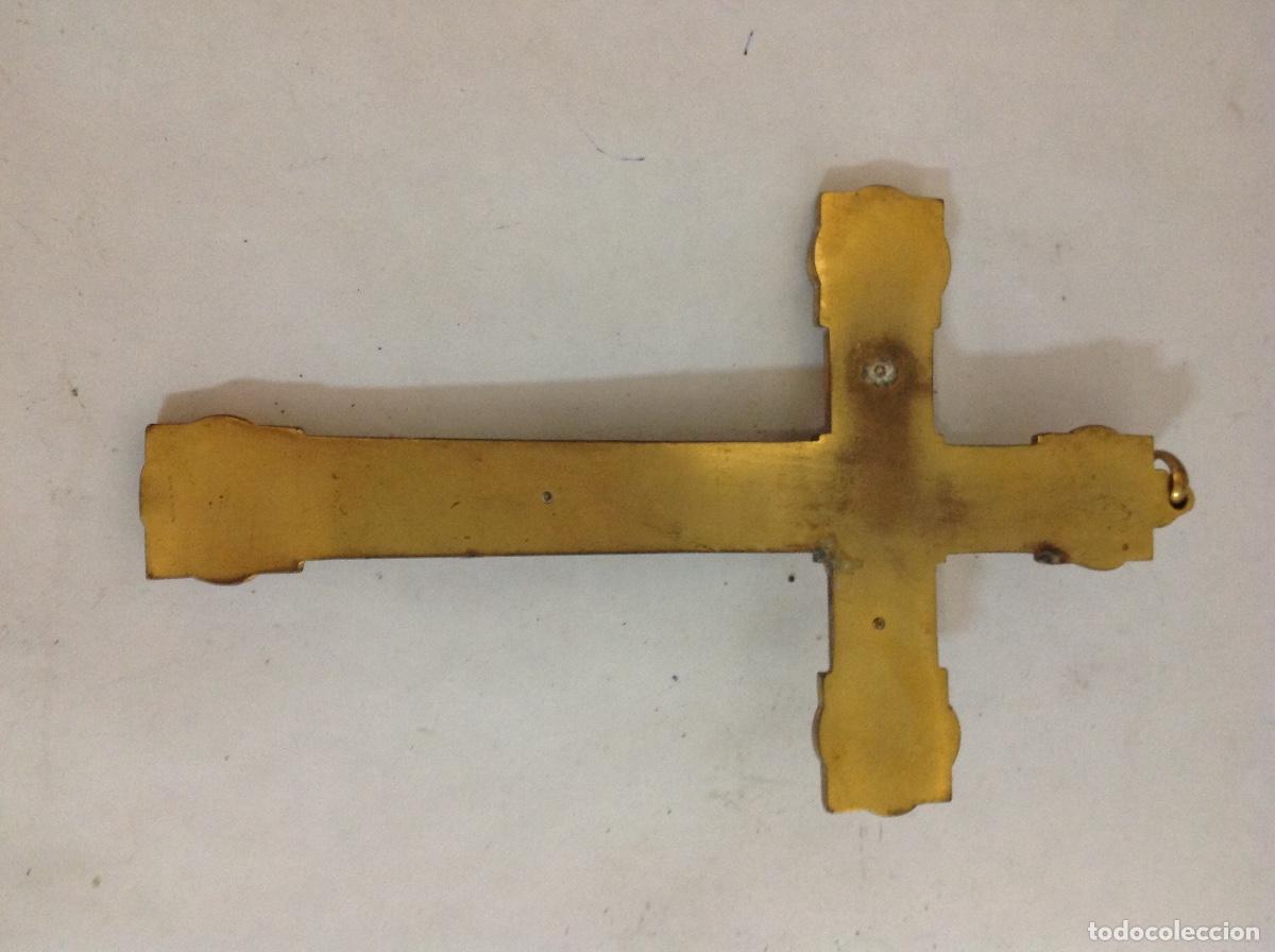Antig&uuml;edades: Cruz de bronce dorado. s XIX - Foto 3