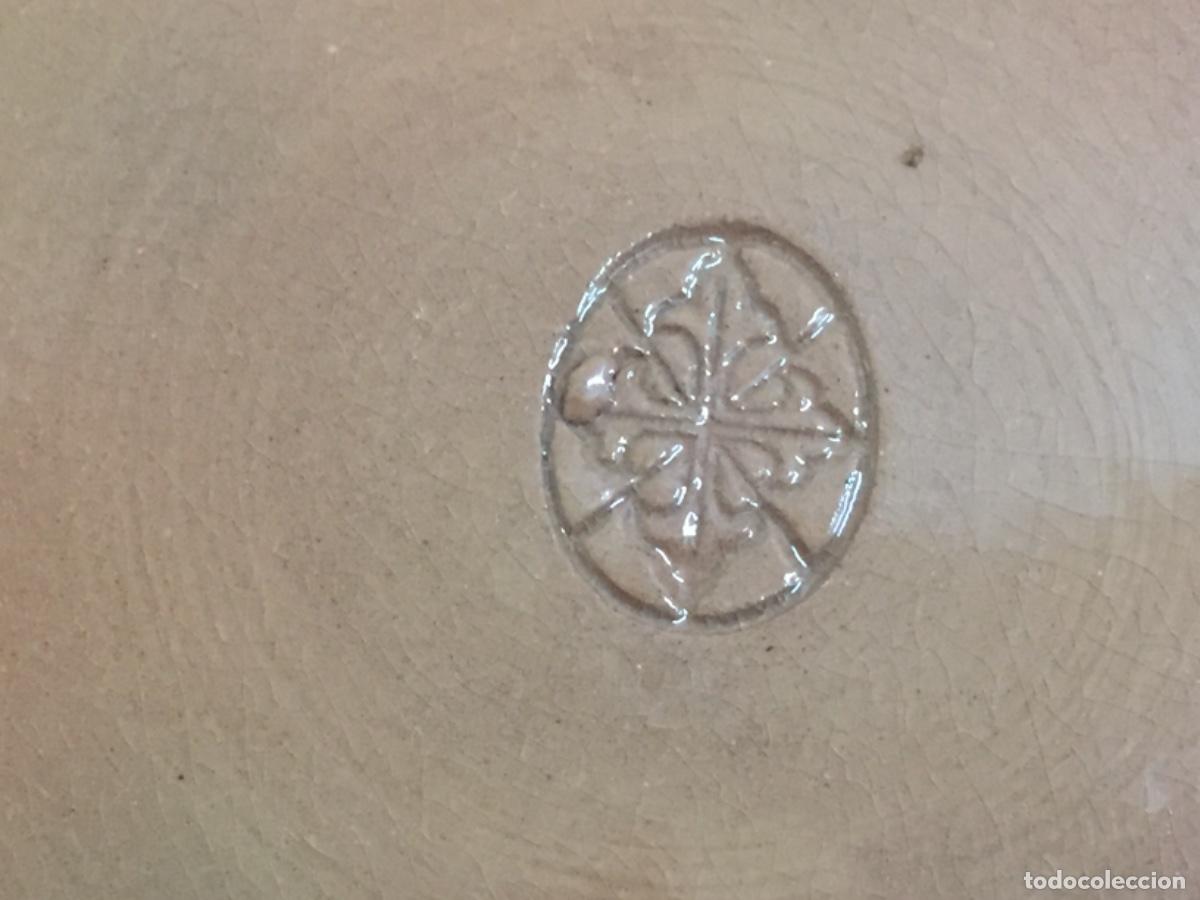 Antig&uuml;edades: PLATO DE CER&Aacute;MICA CON MARCA INCISA EN LA BASE. - Foto 4