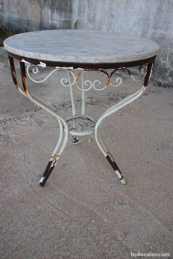 Antig&uuml;edades: mesa de jardin en hierro y marmol - Foto 3