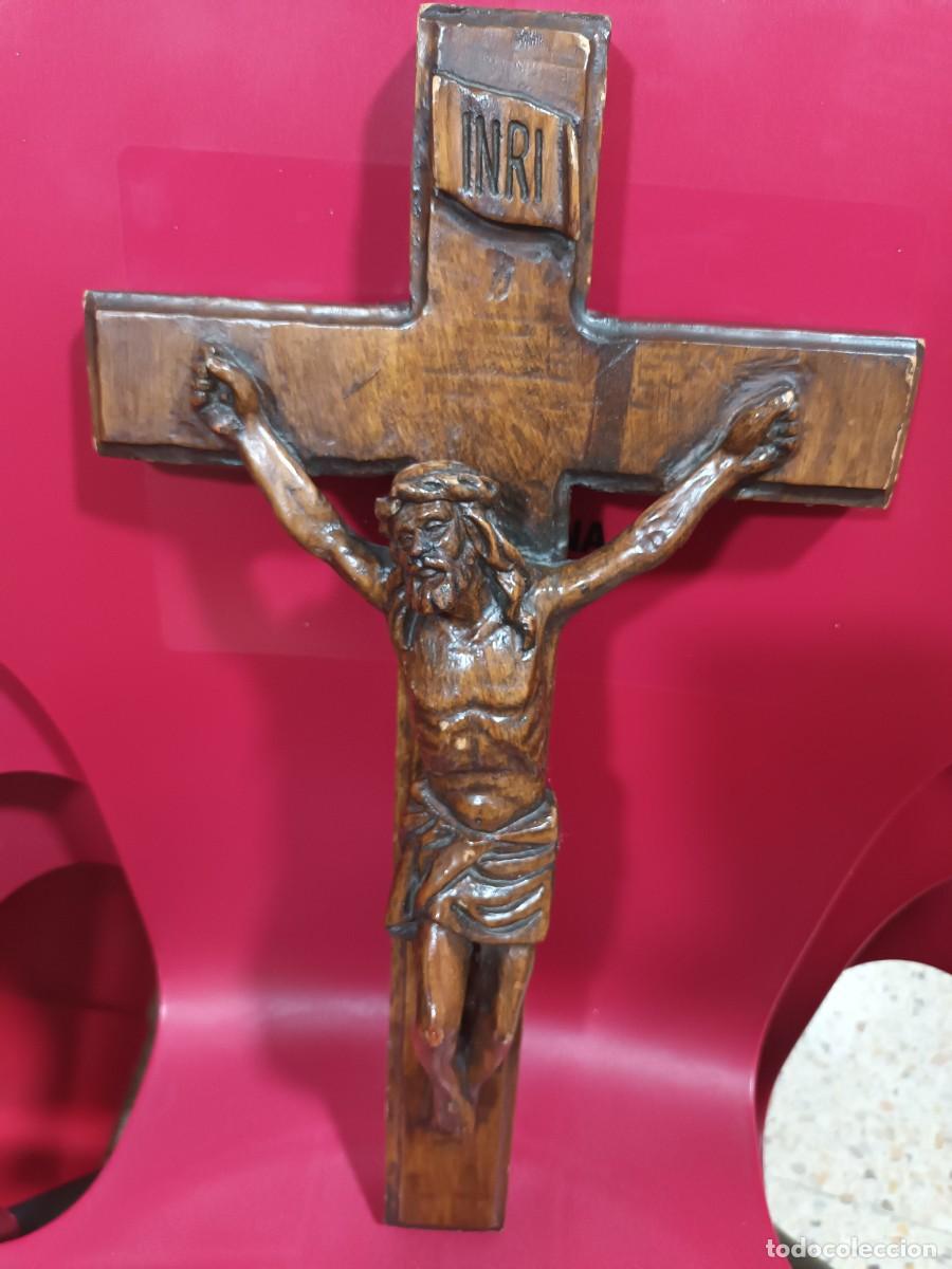 Antig&uuml;edades: Crucifijo de madera - Foto 1