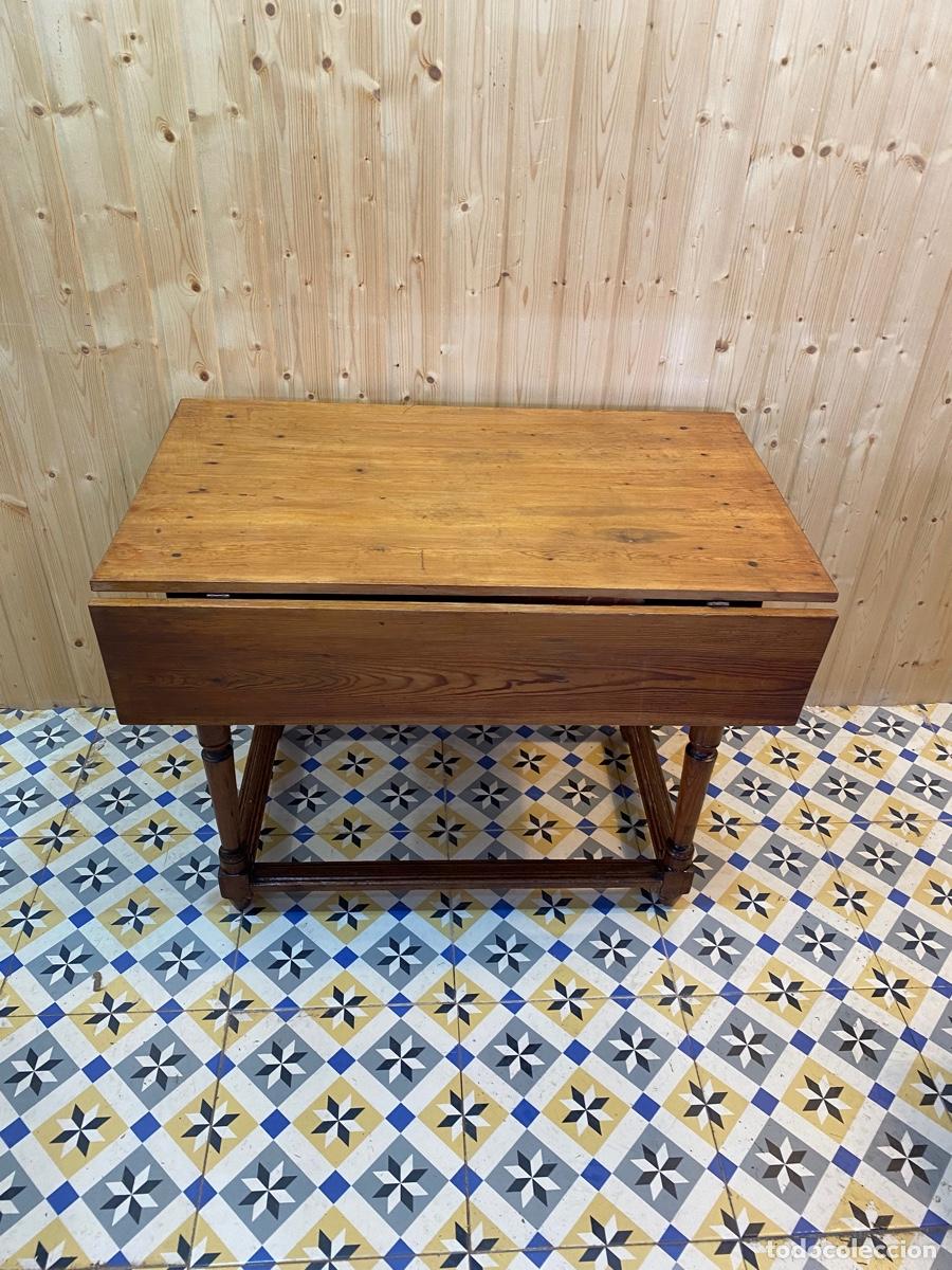 Antig&uuml;edades: ANTIGUA MESA CON ALAS - Foto 3