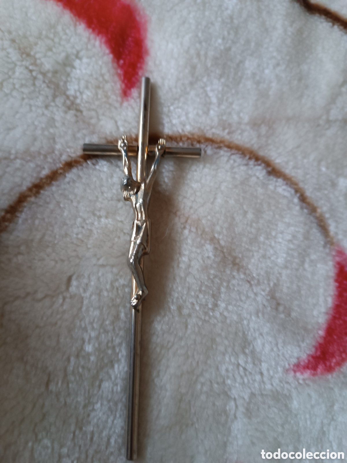 Antig&uuml;edades: Crucifijo de metal - Foto 4