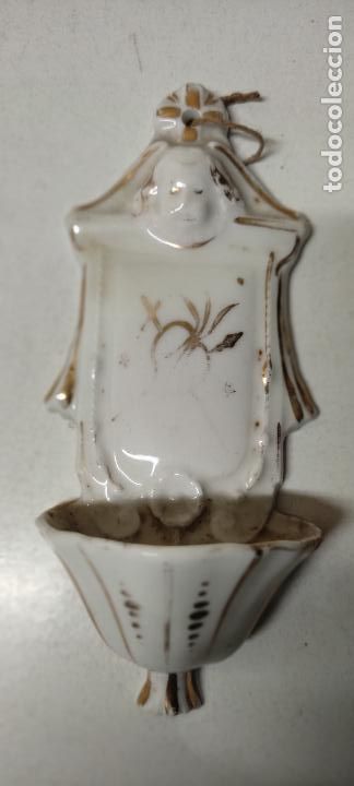 Antig&uuml;edades: ANTIGUA BENDITERA DE PORCELANA - Foto 2
