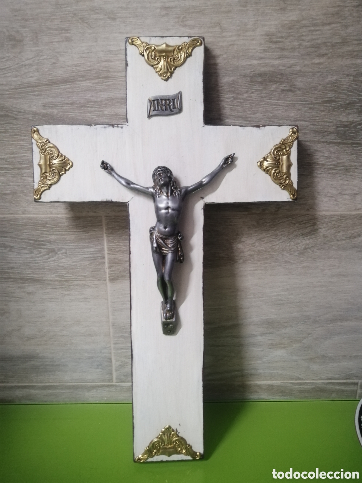 Antig&uuml;edades: Crucifijo blanco Jesucristo - Foto 1