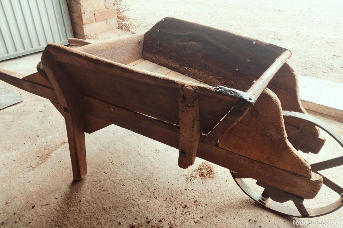 Antig&uuml;edades: Carretilla antigua de madera - Foto 6