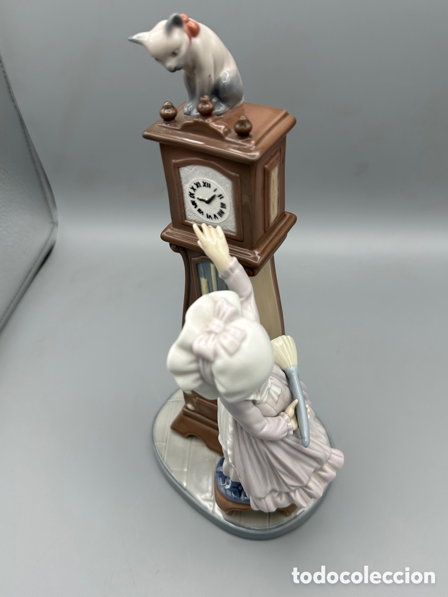 Antig&uuml;edades: REF: 01005347 &ldquo;NI&Ntilde;ITA PONIENDO LA HORA&rdquo; LLADR&Oacute; - Foto 11