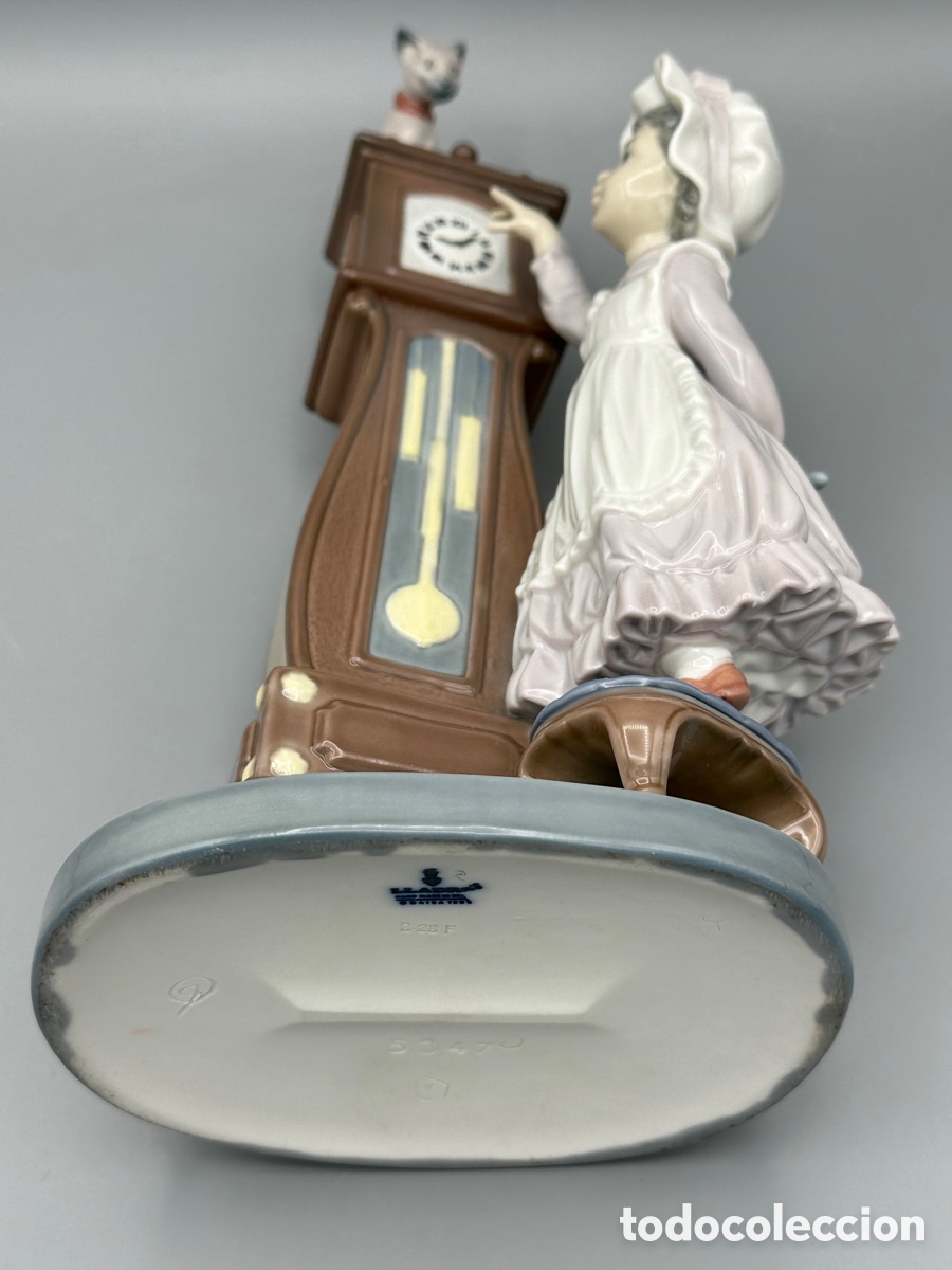 Antig&uuml;edades: REF: 01005347 &ldquo;NI&Ntilde;ITA PONIENDO LA HORA&rdquo; LLADR&Oacute; - Foto 15