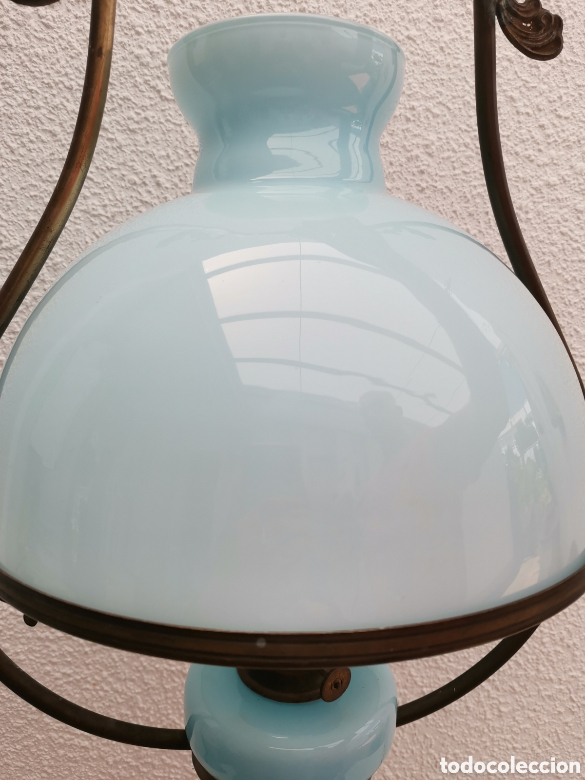 Antig&uuml;edades: Quinque de opalina azul de techo - Foto 2