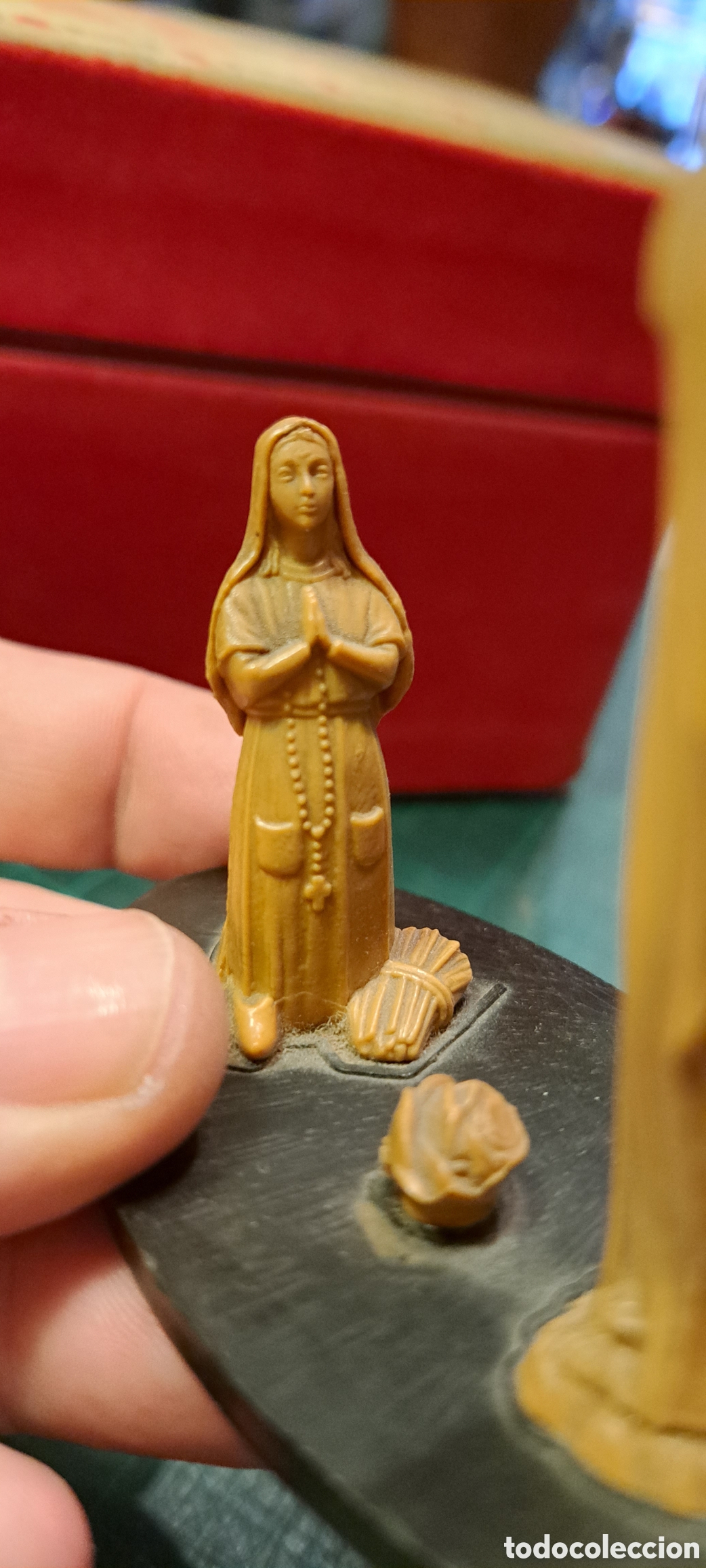 Antig&uuml;edades: Figura Virgen pl&aacute;stico - Foto 5