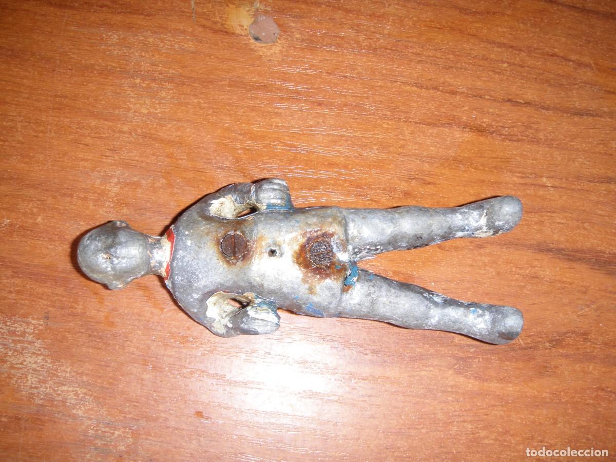 Antig&uuml;edades: mu&ntilde;eco futbol&iacute;n - Foto 1
