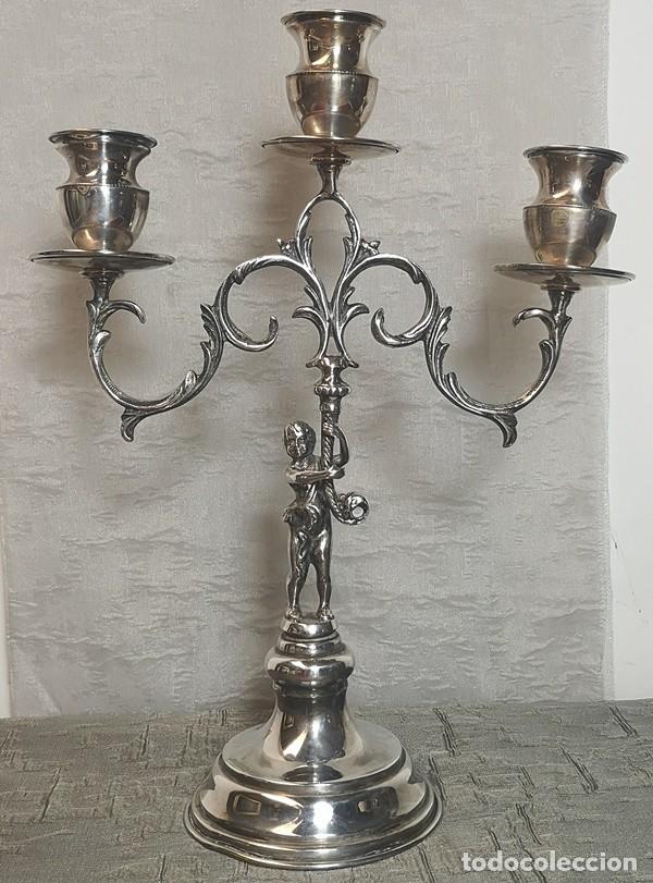 Antig&uuml;edades: Candelabro de Tres Velas - Foto 2